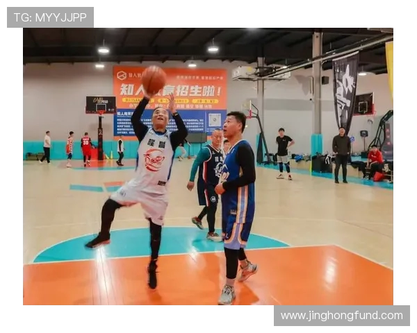 篮球点燃青春梦想凝聚团队力量谱写拼搏与荣耀的新篇章