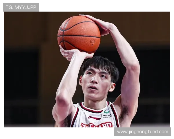 吴前:从篮球场上的闪耀星光到生活中的坚韧奋斗者